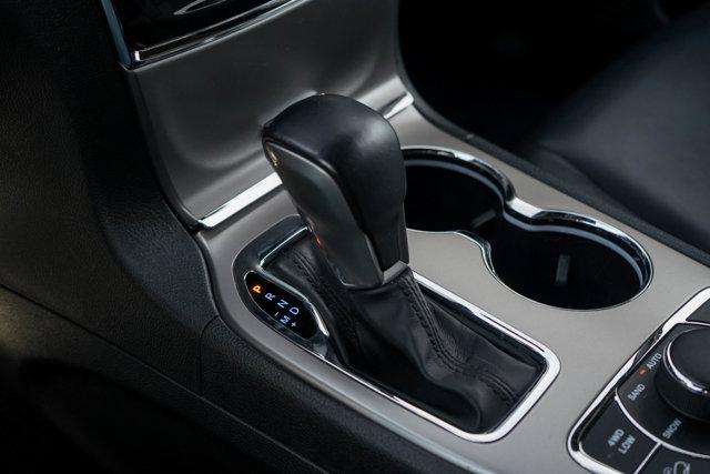 used 2022 Jeep Grand Cherokee WK car, priced at $29,500