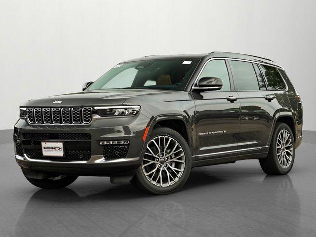 new 2025 Jeep Grand Cherokee L car, priced at $61,682