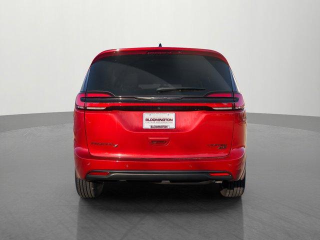 new 2025 Chrysler Pacifica car, priced at $46,995