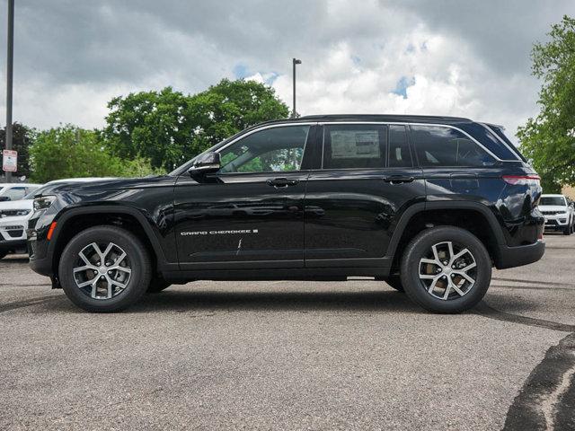 new 2024 Jeep Grand Cherokee car, priced at $47,040