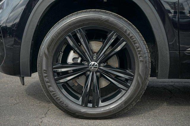used 2023 Volkswagen Atlas Cross Sport car, priced at $29,500