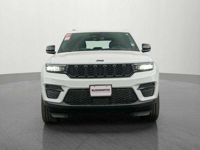 used 2022 Jeep Grand Cherokee car, priced at $32,791