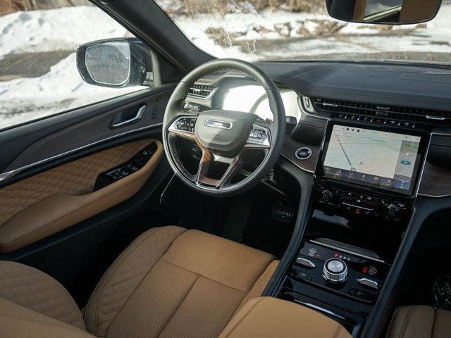 new 2025 Jeep Grand Cherokee car, priced at $59,355