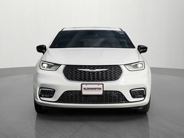 new 2026 Chrysler Pacifica car, priced at $48,245