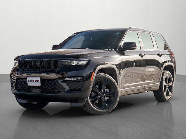 new 2025 Jeep Grand Cherokee car, priced at $44,995