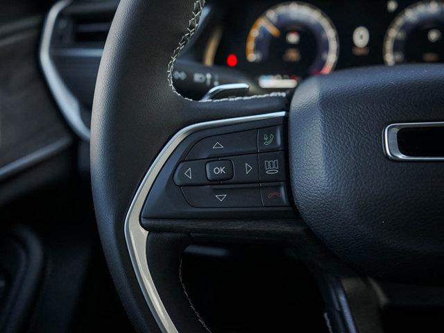 new 2025 Jeep Grand Cherokee car, priced at $44,995