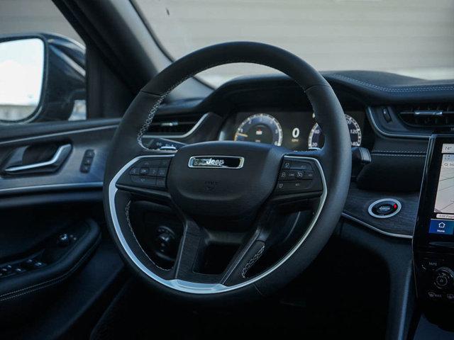 new 2025 Jeep Grand Cherokee car, priced at $44,551