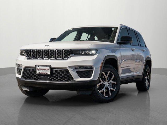 new 2025 Jeep Grand Cherokee car, priced at $45,051