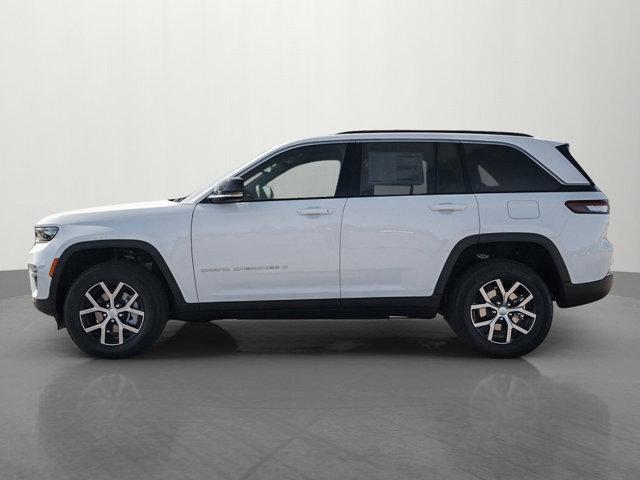 new 2025 Jeep Grand Cherokee car, priced at $45,051