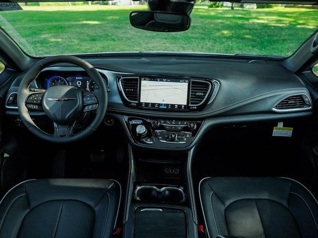 new 2025 Chrysler Pacifica car, priced at $50,972