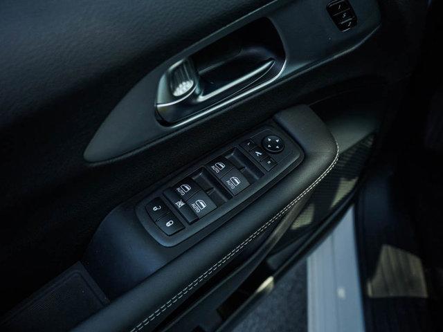 new 2025 Chrysler Pacifica car, priced at $50,972