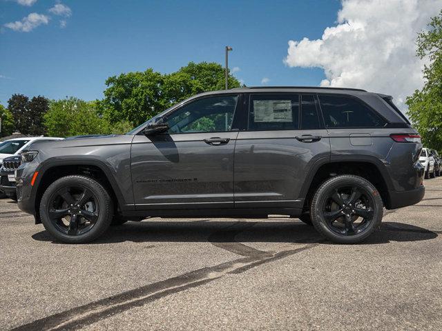 new 2025 Jeep Grand Cherokee car, priced at $53,455