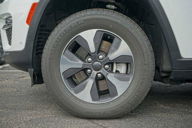 used 2023 Jeep Grand Cherokee car, priced at $32,991