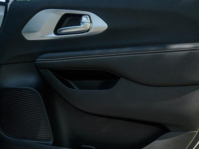 new 2025 Chrysler Pacifica car, priced at $49,776