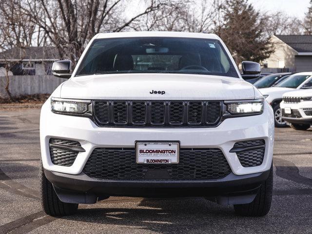 new 2024 Jeep Grand Cherokee car, priced at $46,825