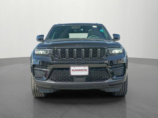 used 2024 Jeep Grand Cherokee car, priced at $41,000