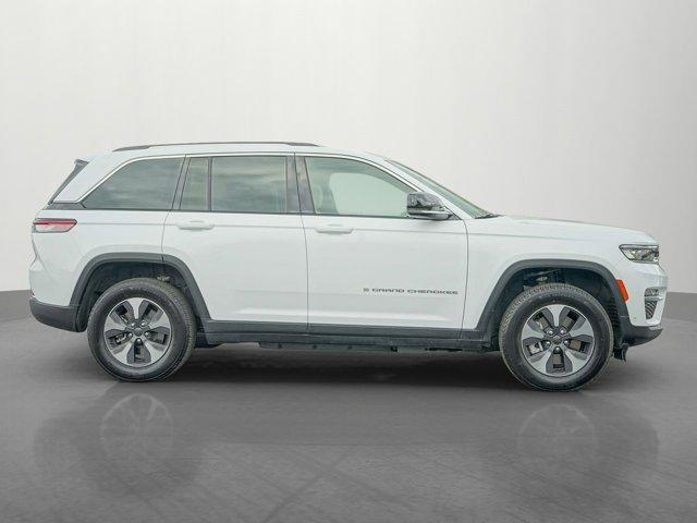 used 2022 Jeep Grand Cherokee car, priced at $31,591