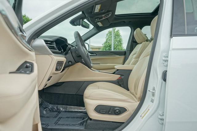 used 2022 Jeep Grand Cherokee car, priced at $31,591