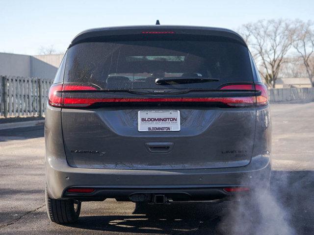 new 2025 Chrysler Pacifica car, priced at $55,128