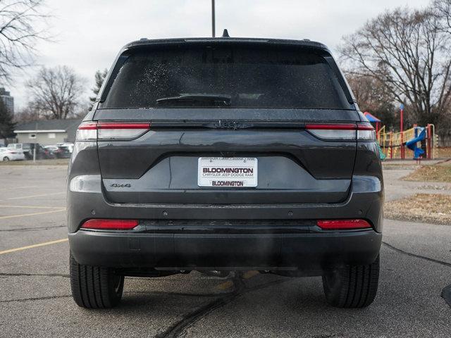 new 2024 Jeep Grand Cherokee car, priced at $47,170