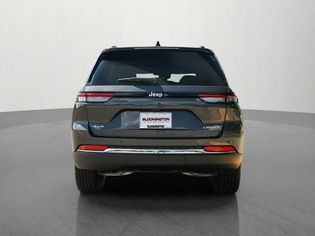 new 2025 Jeep Grand Cherokee car, priced at $45,240