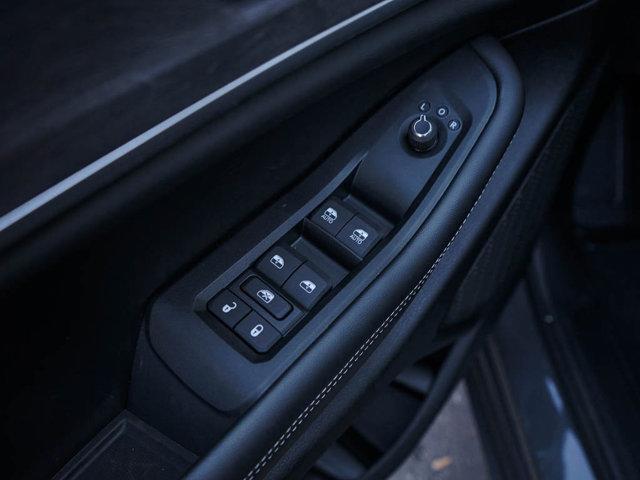 new 2025 Jeep Grand Cherokee car, priced at $45,240