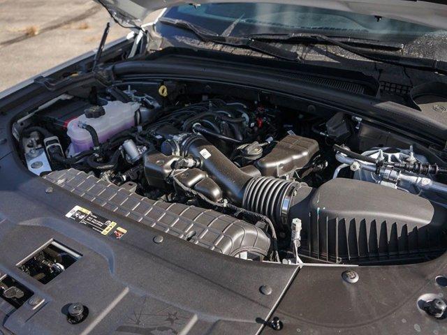 new 2025 Jeep Grand Cherokee car, priced at $51,696