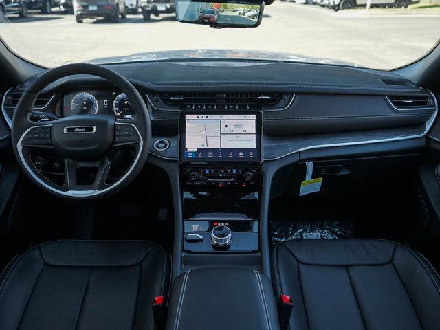 new 2025 Jeep Grand Cherokee car, priced at $51,696