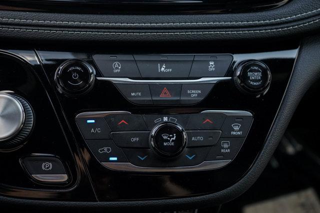used 2022 Chrysler Pacifica car, priced at $34,591