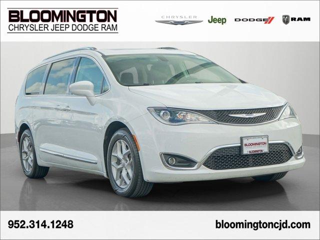 used 2018 Chrysler Pacifica car, priced at $15,991