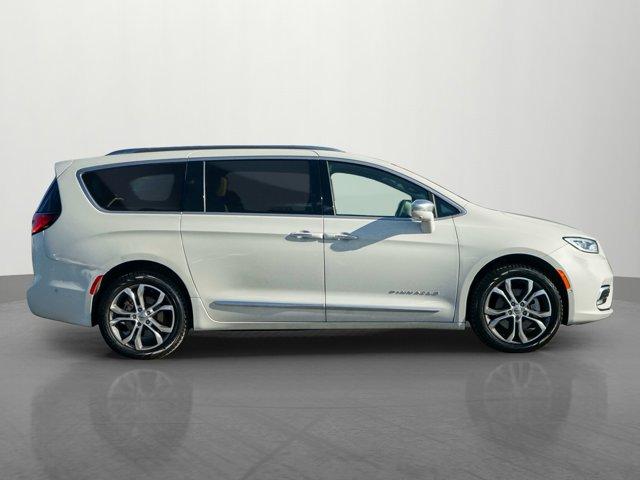 used 2021 Chrysler Pacifica car, priced at $35,991