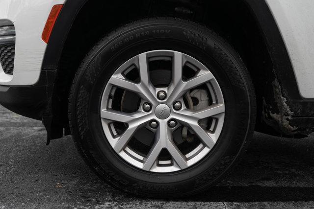 used 2022 Jeep Grand Cherokee car, priced at $31,991