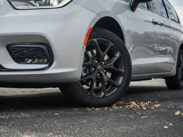 new 2026 Chrysler Pacifica car, priced at $51,245