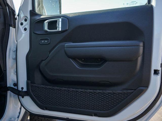 new 2025 Jeep Wrangler car, priced at $46,995