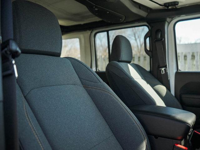 new 2025 Jeep Wrangler car, priced at $46,995