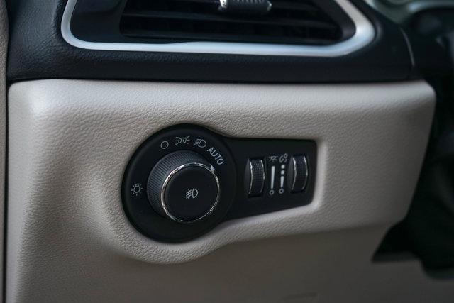 used 2024 Chrysler Pacifica car, priced at $30,991