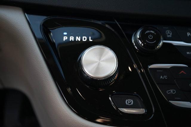 used 2024 Chrysler Pacifica car, priced at $30,991