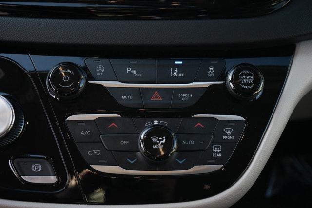 used 2024 Chrysler Pacifica car, priced at $30,991