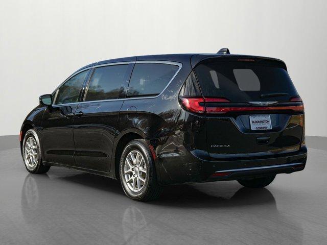used 2024 Chrysler Pacifica car, priced at $30,991