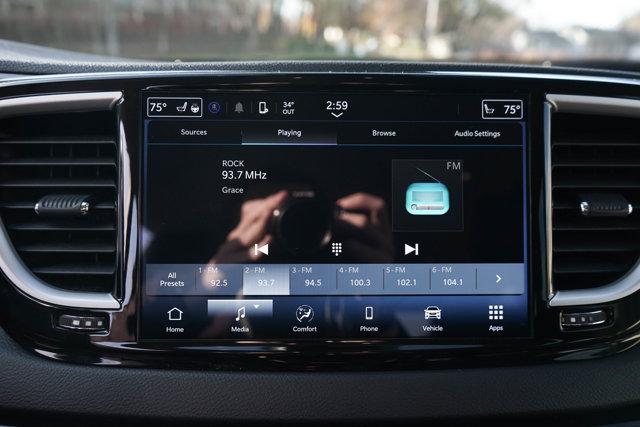 used 2024 Chrysler Pacifica car, priced at $30,991