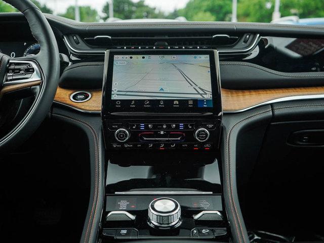 new 2025 Jeep Grand Cherokee car, priced at $70,425