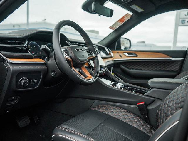 new 2025 Jeep Grand Cherokee car, priced at $70,425