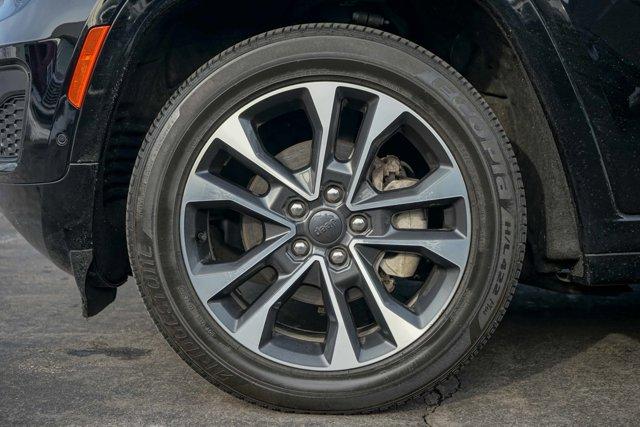 used 2023 Jeep Grand Cherokee car, priced at $41,000