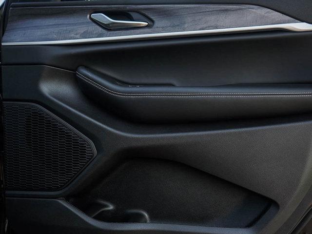 new 2025 Jeep Grand Cherokee L car, priced at $54,335