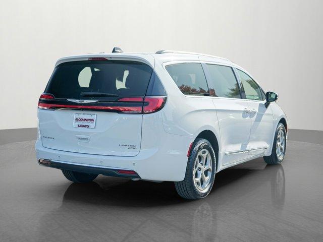 used 2023 Chrysler Pacifica car, priced at $43,991