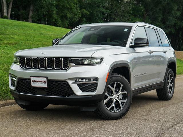 new 2025 Jeep Grand Cherokee car, priced at $44,795