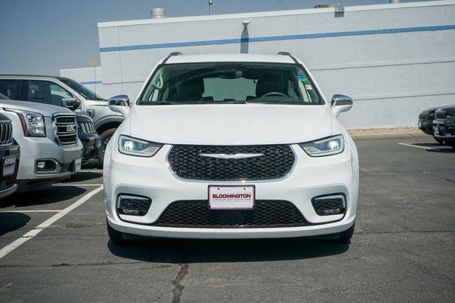 used 2021 Chrysler Pacifica Hybrid car, priced at $32,591