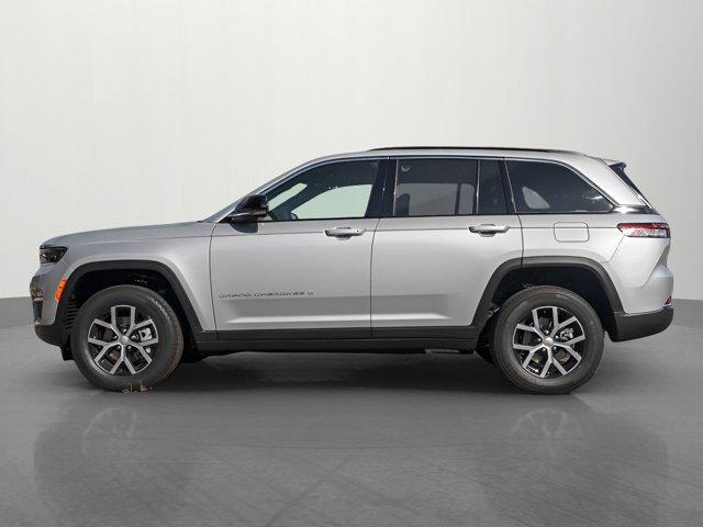 new 2025 Jeep Grand Cherokee car, priced at $42,495