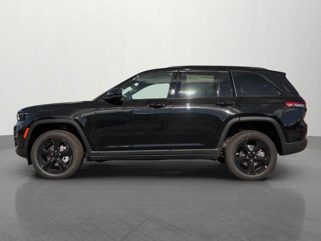 new 2025 Jeep Grand Cherokee car, priced at $48,995