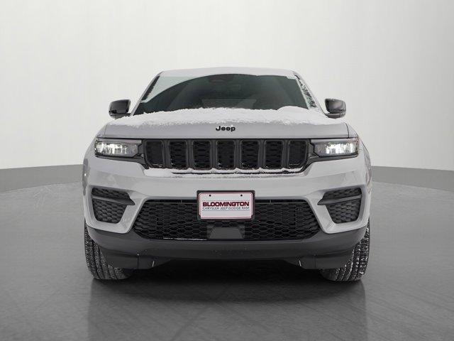 new 2025 Jeep Grand Cherokee car, priced at $45,675